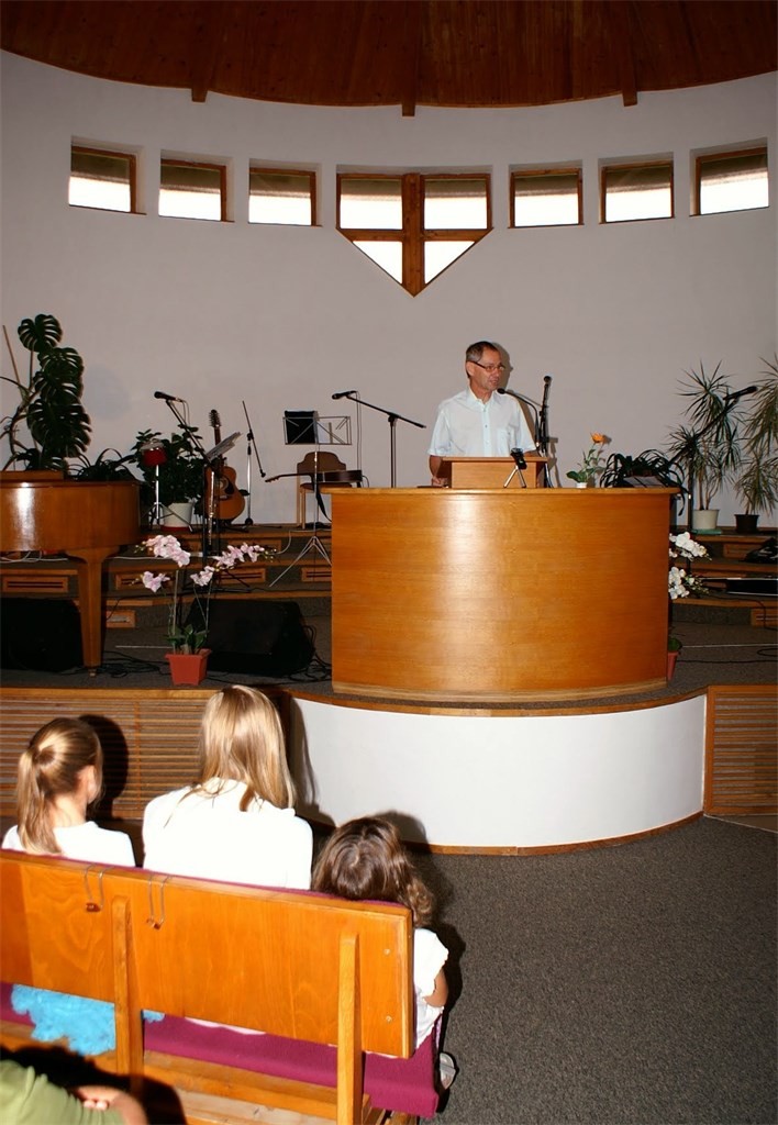 Křestní shromáždění.jpg