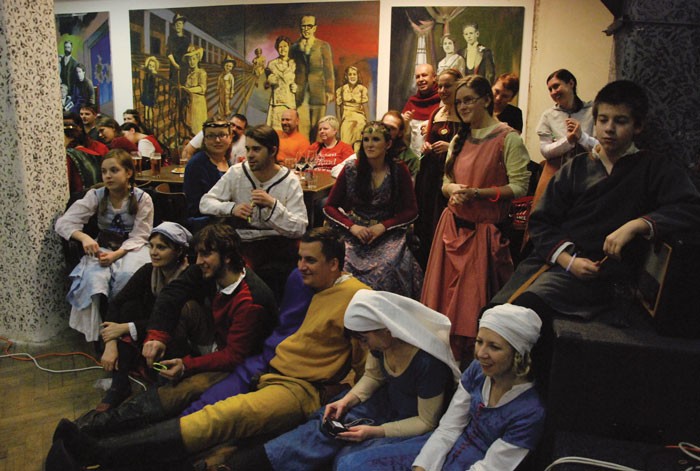 12-očekávání-světelné-show.jpg