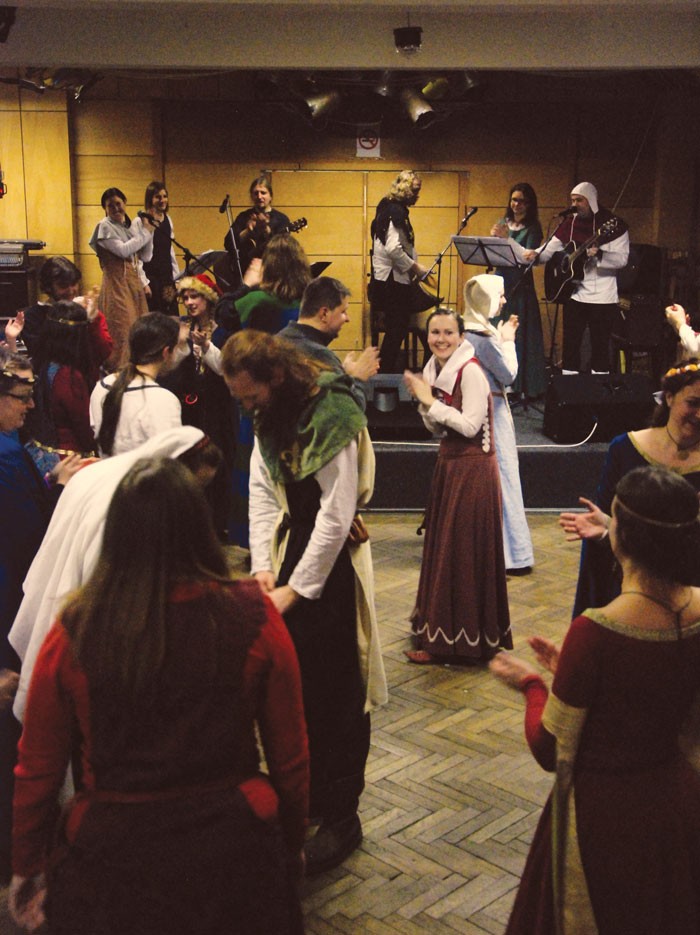 18-Tanec-Kapela.jpg
