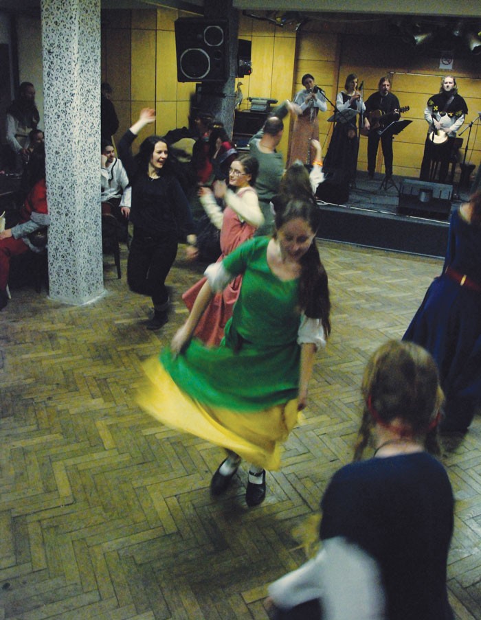 23-Konec-večera.jpg