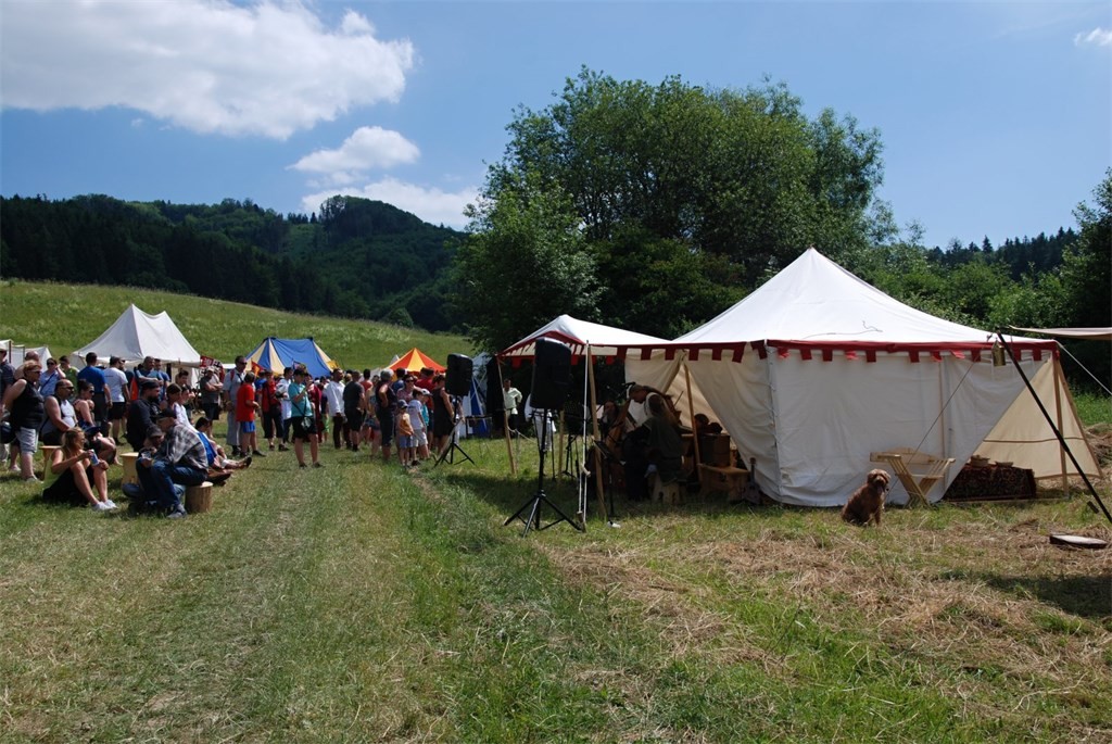 09.JPG