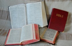 Čteme všichni stejnou Bibli?