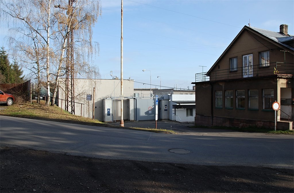 09.jpg